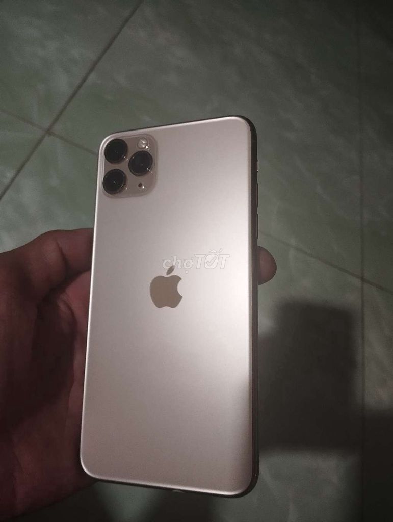 Apple iPhone 11 Pro Max 64GB Vàng VN/A. Mua bán Điện thoại tại Thành phố Cao Lãnh Đồng Tháp được đăng bởi Phát Lê hình 1