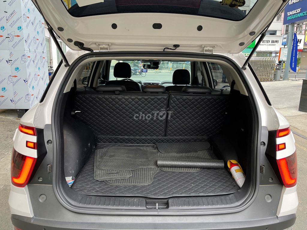 Hyundai Creta 2023 Trắng 28.000 km. Mua bán Ô tô tại Quận 1 Tp Hồ Chí Minh được đăng bởi TÂN TỨ QUÝ hình 4