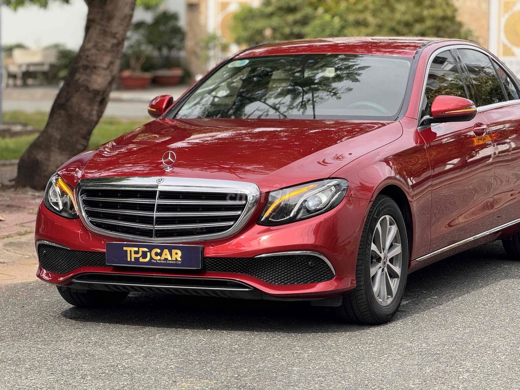 E200 2019 ODO 65.000KM - CTY XUẤT HOÁ ĐƠN CAO. Mua bán Ô tô tại Quận Bình Tân Tp Hồ Chí Minh được đăng bởi Huỳnh Thiên Bảo hình 3