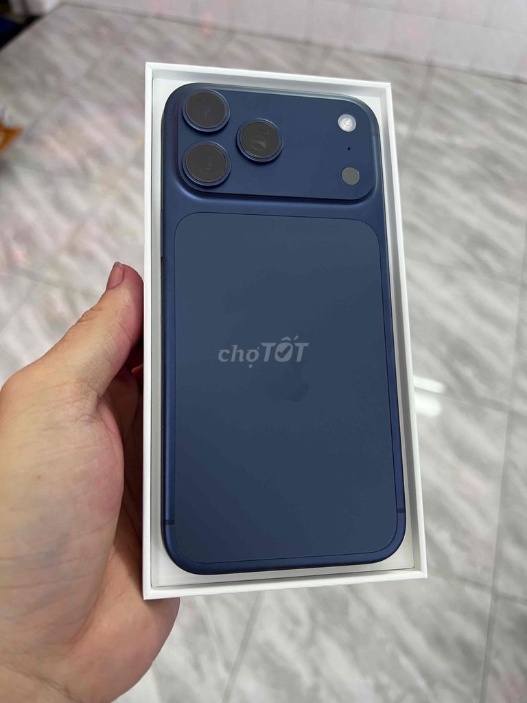 iPhone 17 Pro Max Xanh dương. Mua bán Điện thoại tại Quận 10 Tp Hồ Chí Minh được đăng bởi Kupy Kupy Kupy hình 1