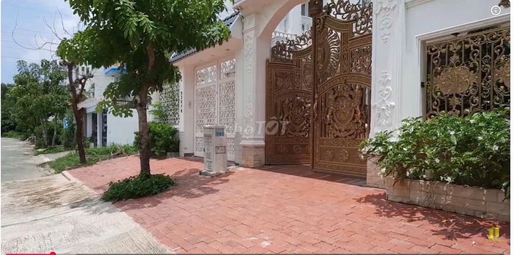 Аренда · 5 комн. · 140 м² · Quận 7