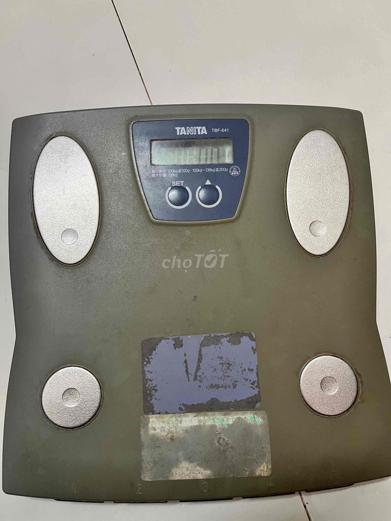 Cân sức khỏe Tanita TBF-541 Xám. Mua bán Nội thất, đồ gia dụng khác tại Quận Bình Thuỷ Cần Thơ được đăng bởi Thuận 57 tuổi hình 1