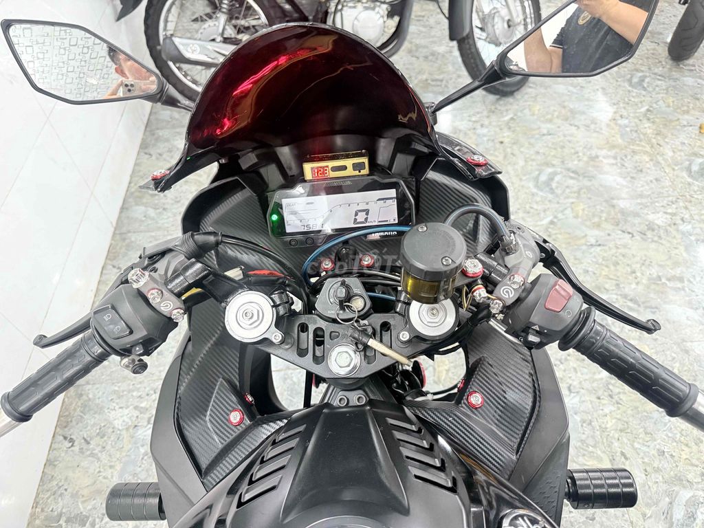 Bán yamaha R15V3 2019 full đồ chơi. Mua bán Xe máy tại Thành phố Thủ Đức Tp Hồ Chí Minh được đăng bởi SHOP XE LƯỚT TUẤN DUY MOTOR LINH XUÂN THỦ ĐỨC hình 4