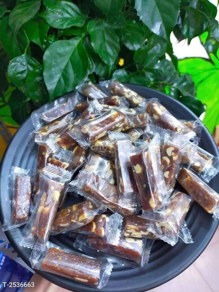 1KG Kẹo chuối gừng đậu phộng nước cốt dừa. Mua bán Đồ ăn, thực phẩm và các loại khác tại Huyện Thạnh Phú Bến Tre được đăng bởi Siêu thị Anh Tú 88 hình 1