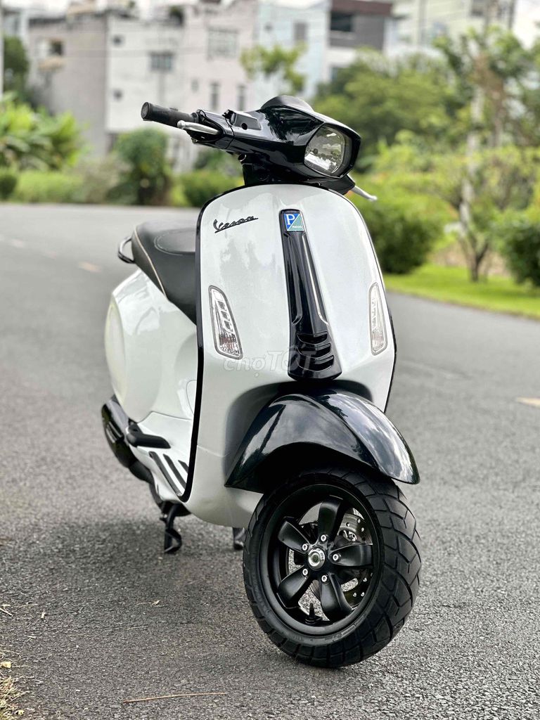 ✅✅VESPA 125cc. TRẮNG ĐEN SPOSTY.SIÊU KENG. Mua bán Xe máy tại Quận Gò Vấp Tp Hồ Chí Minh được đăng bởi VESPA ĐỨC NGUYỄN  hình 7