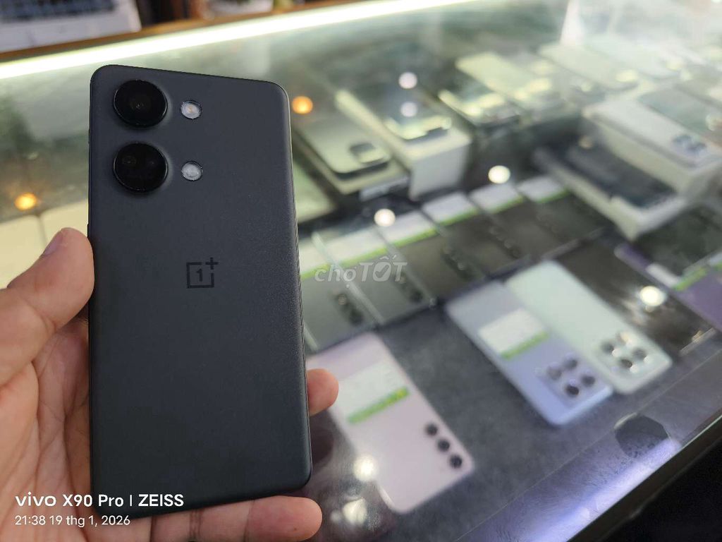 OnePlus ACE 2V 12GB/256GB Đen. Mua bán Điện thoại tại Thành phố Vĩnh Long Vĩnh Long được đăng bởi Nguyễn Anh Tuấn  hình 1