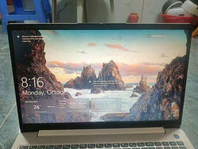 Bán lap top như hình giá còn thương lượng. Mua bán Laptop tại Quận Liên Chiểu Đà Nẵng được đăng bởi Kenny