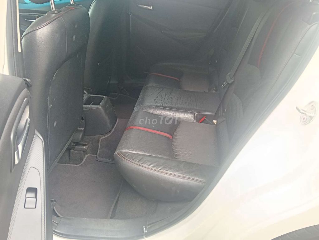 Bán Mazda2 2016 1.5 AT Hatchback Xe Đẹp Sẵn Dùng. Mua bán Ô tô tại Thành phố Biên Hòa Đồng Nai được đăng bởi Trieu Nguyen hình 11