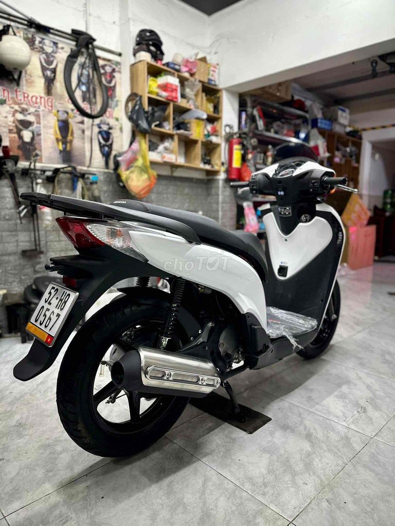 sh Ý 2005 up 2010 biển số đẹp. Mua bán Xe máy tại Huyện Nhà Bè Tp Hồ Chí Minh được đăng bởi nguyễn thanh hình 4