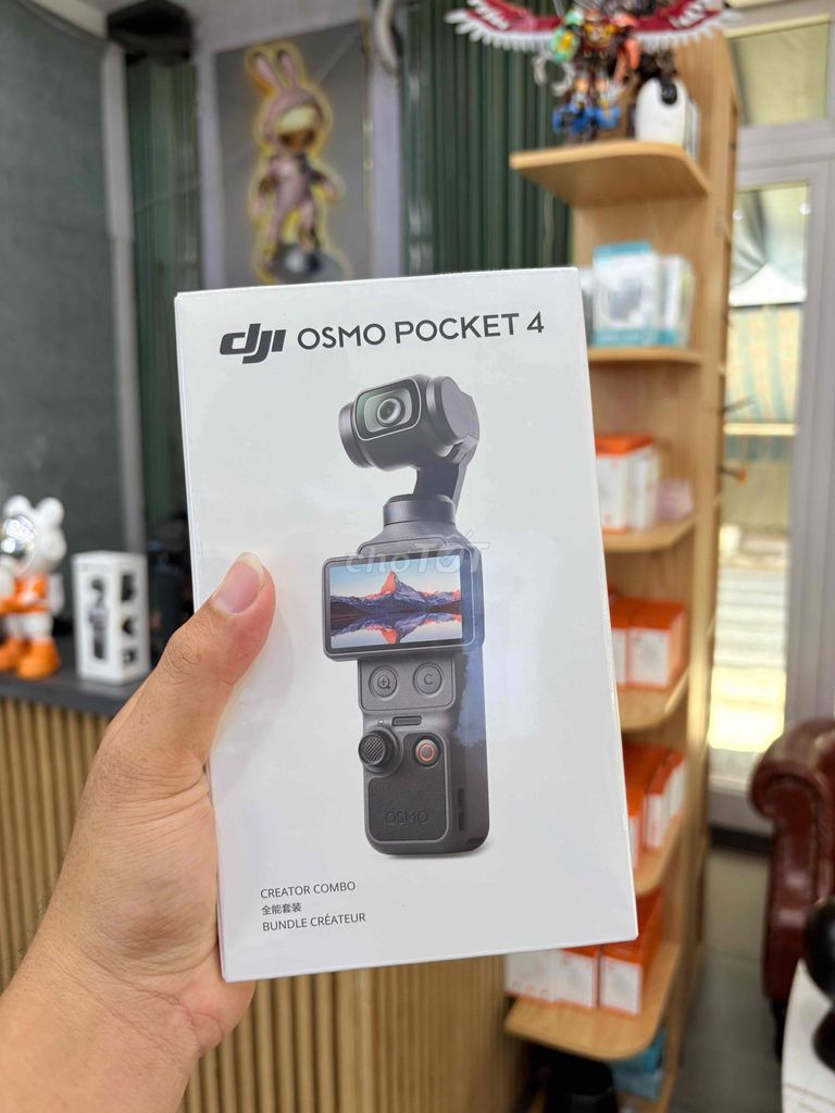 DJI Osmo Pocket 4 Creator Combo. Mua bán Máy ảnh, Máy quay tại Quận Thanh Khê Đà Nẵng được đăng bởi GẠO STORE ĐIỆN THOẠI TRẢ GÓP GIÁ RẺ ĐÀ NẴNG hình 1