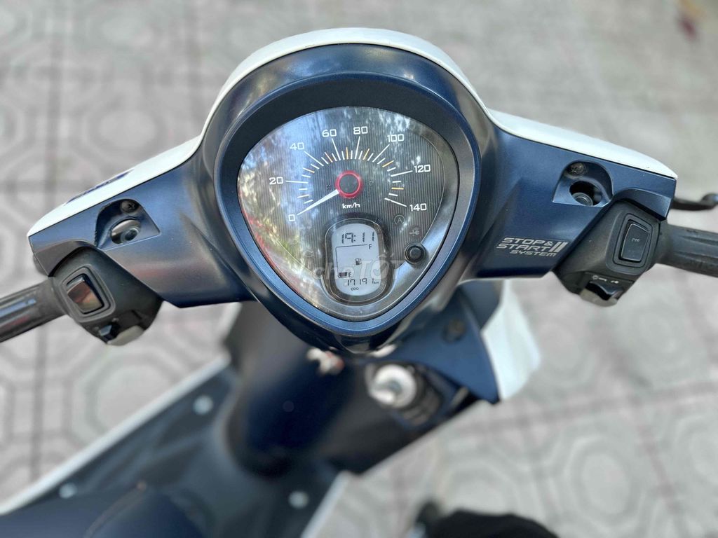 Yamaha Janus Smartkey Trắng Đã qua sử dụng. Mua bán Xe máy tại Thành phố Nam Định Nam Định được đăng bởi xe máy Trần Trung Bil 1988 hình 6