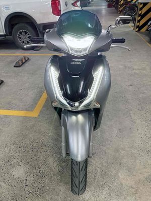 SH150i ABS - Màu bạc. Mua bán Xe máy tại Huyện Bình Chánh Tp Hồ Chí Minh được đăng bởi Mr Vương