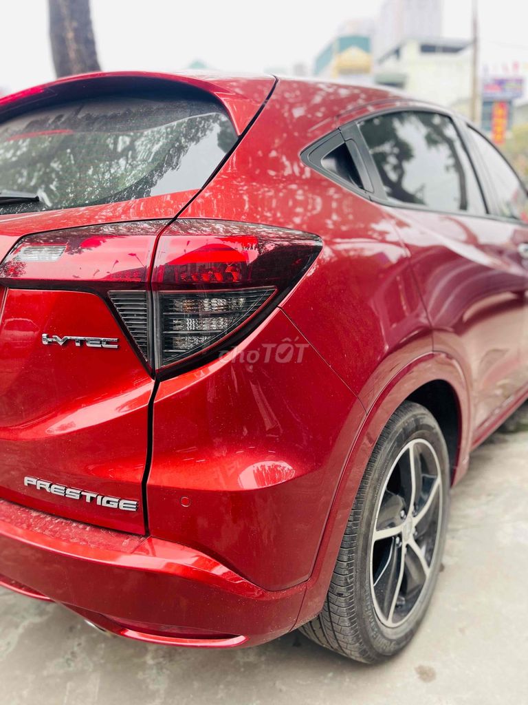 Honda HRV đăng ký 2022 một chủ!. Mua bán Ô tô tại Quận Hoàng Mai Hà Nội được đăng bởi Phạm quang đồng hình 9