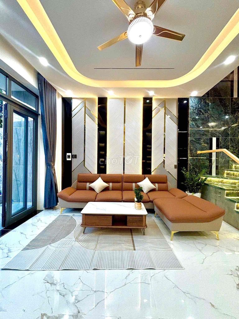 Аренда · KĐT Hòa Xuân mở rộng · 4 комн. · 100 м² · Quận Cẩm Lệ, ул. Hòa Xuân
