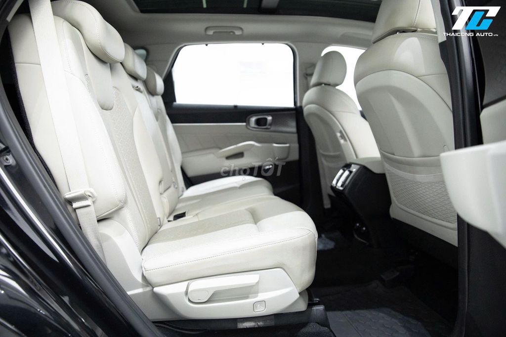 Kia Sorento 2022 Signature 2.2 AT AWD - 17000 km. Mua bán Ô tô tại Quận Gò Vấp Tp Hồ Chí Minh được đăng bởi NGUYỄN MINH VUA XE LƯỚT hình 9