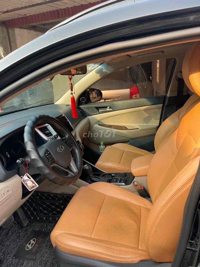 lên đời nên cần bán xe tucson dầu đăc biệt 2018. Mua bán Ô tô tại Quận Hải An Hải Phòng được đăng bởi Hiếu hình 3