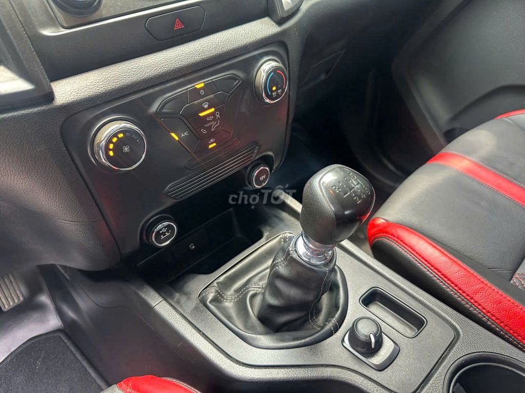 Ford Ranger 2021 XL 4x4 Số Sàn 2 Cầu - Xe Đẹp. Mua bán Ô tô tại Quận Tân Phú Tp Hồ Chí Minh được đăng bởi Phạm Văn Thông hình 12