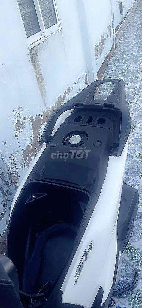 Honda SH Trắng đen ABS Mướt Đẹp. Mua bán Xe máy tại Huyện Thạnh Trị Sóc Trăng được đăng bởi Hà Minh Nguyệt hình 6