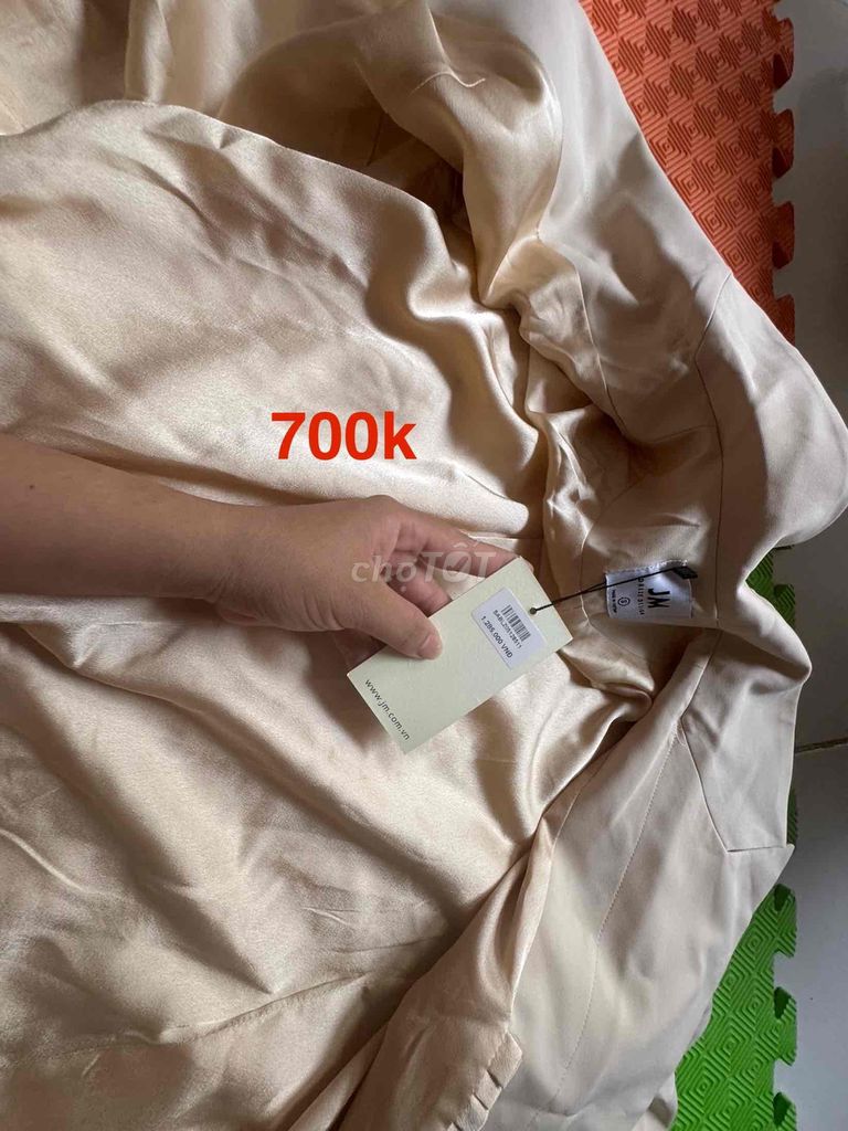 Mình cần pass đồ mua chưa mặc qua hoặc 1 lần. Mua bán Quần áo tại Quận 7 Tp Hồ Chí Minh được đăng bởi Phan Thị Ý Vôn hình 1