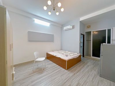 Cho thuê phòng 30m2 đầy đủ nội thất Hoa Cúc, Phú Nhuận
