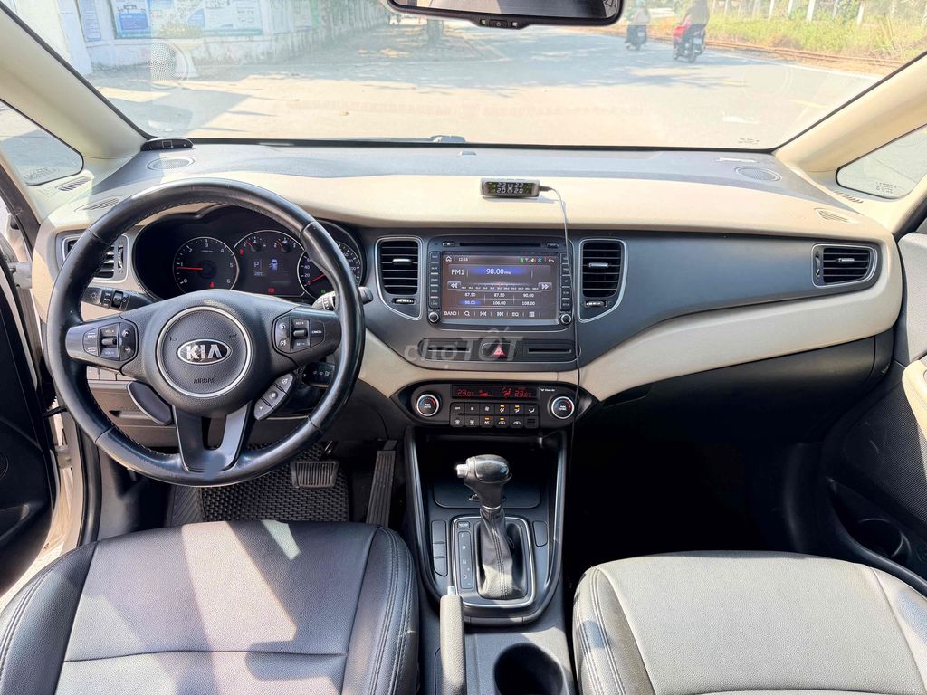 Kia Rondo máy dầu số tự động. Mua bán Ô tô tại Quận Long Biên Hà Nội được đăng bởi Đào Việt Phương hình 9