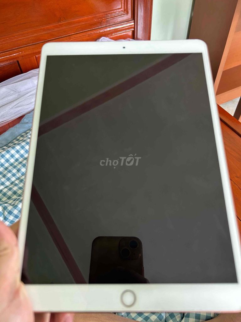 Apple iPad Air 3 64GB Vàng. Mua bán Máy tính bảng tại Huyện Ân Thi Hưng Yên được đăng bởi Luân hình 1