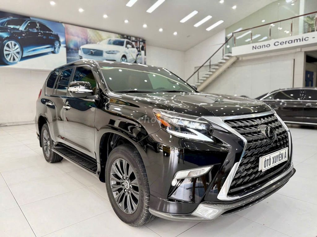 Lexus GX 460 Luxury model 2021 nhập khẩu từ Mỹ