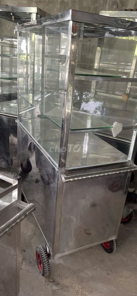 Xe bánh mì Inox Kính Ngang 1m Mới. Mua bán Đồ chuyên dụng, Giống nuôi trồng tại Thành phố Thuận An Bình Dương được đăng bởi Quang Hung hình 1