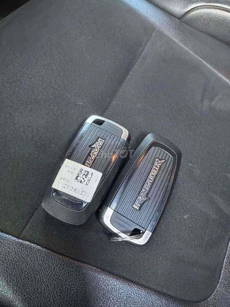 Ford Ranger 2022 Raptor 2.0L 4x4 AT - 40 km. Mua bán Ô tô tại Huyện Ea H'leo Đắk Lắk được đăng bởi Tấn Sang hình 7