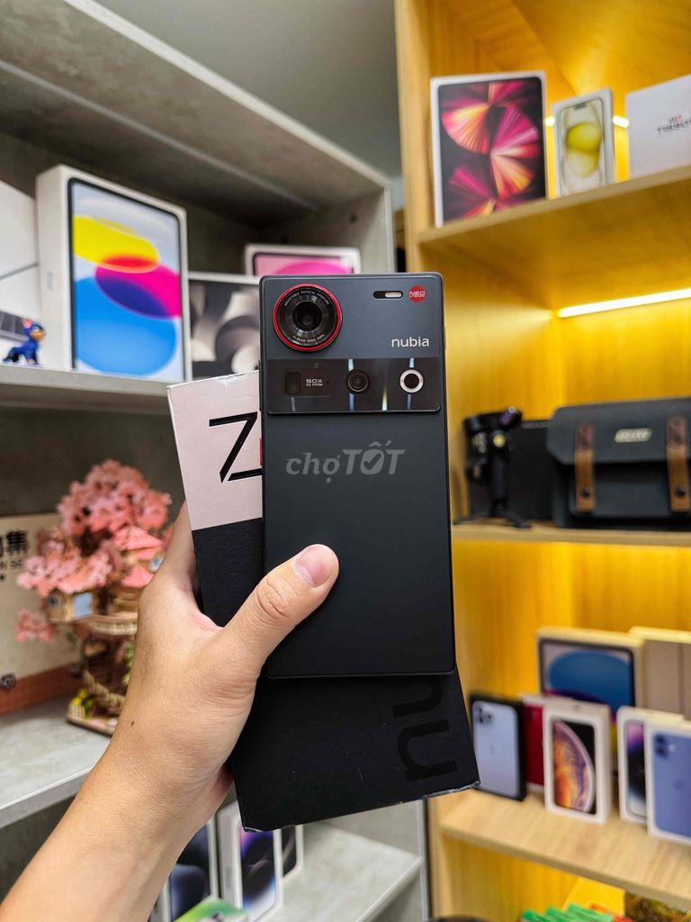 Nubia Z70 Ultra 12/256GB- Đẹp như mới. Quốc Tế. Mua bán Điện thoại tại Thành phố Thủ Đức Tp Hồ Chí Minh được đăng bởi ChungStore2 hình 1