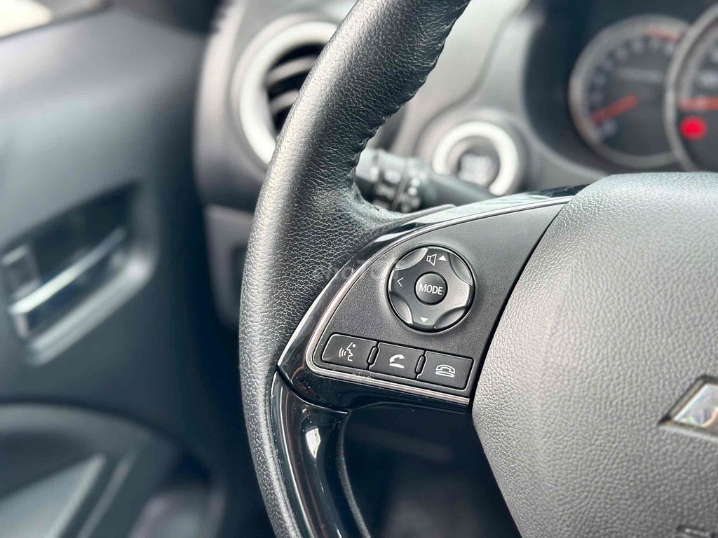 Cần Bán Mitsubishi Attrage 2023 1.2 CVT xe đẹp. Mua bán Ô tô tại Quận Hoàng Mai Hà Nội được đăng bởi Anh Tuy hình 17