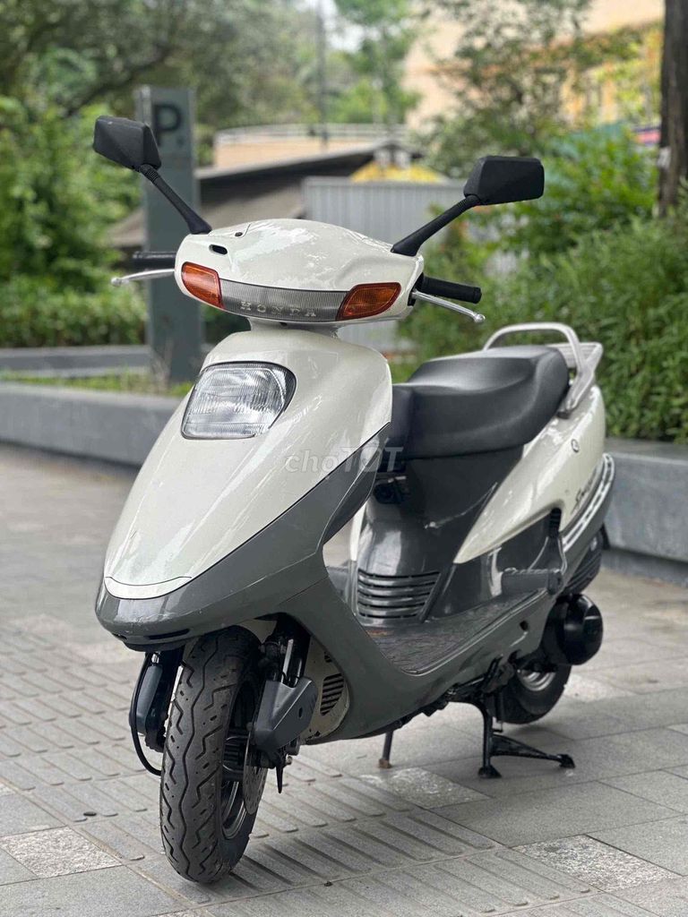 Honda Spacy 2000 бело-серая