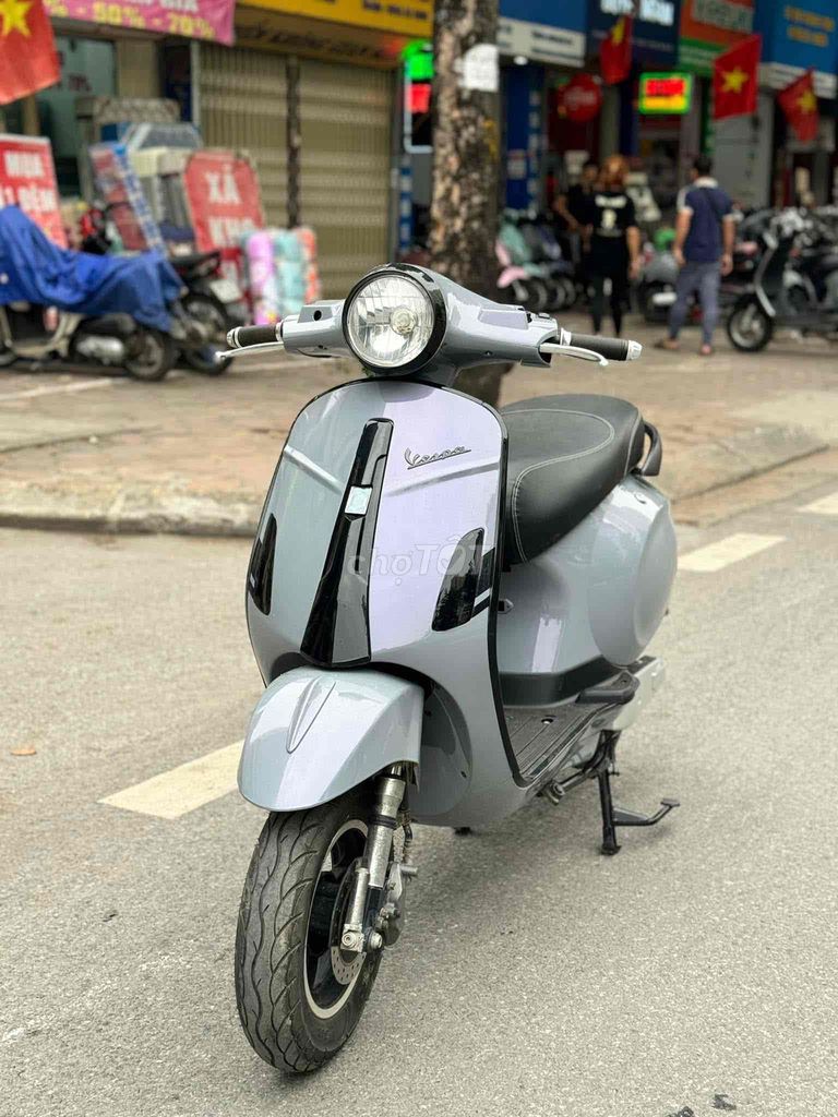 Vespa ánh tím bình 2024, đủ giấy tờ,có ship