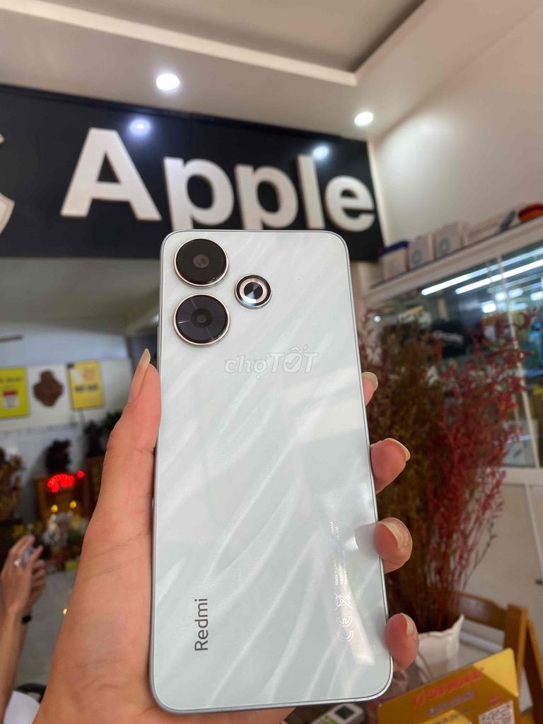 Xiaomi Redmi 13 128GB Trắng Như mới. Mua bán Điện thoại tại Quận Tân Phú Tp Hồ Chí Minh được đăng bởi Nguyen Thuy hình 1