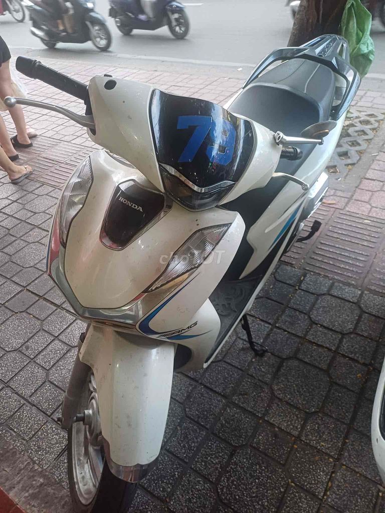 Honda SH 125 cbs Trắng Nữ