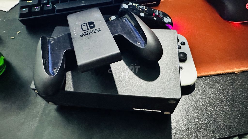 Nintendo Switch V1 Đen, Trắng. Mua bán Thiết bị chơi game tại Huyện Bắc Bình Bình Thuận được đăng bởi Võ Xuân Tiền hình 1