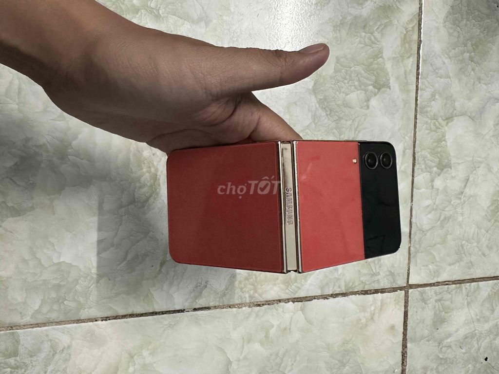 Samsung Z Flip 4 256GB Đỏ. Mua bán Điện thoại tại Quận Liên Chiểu Đà Nẵng được đăng bởi A Đạt hình 1