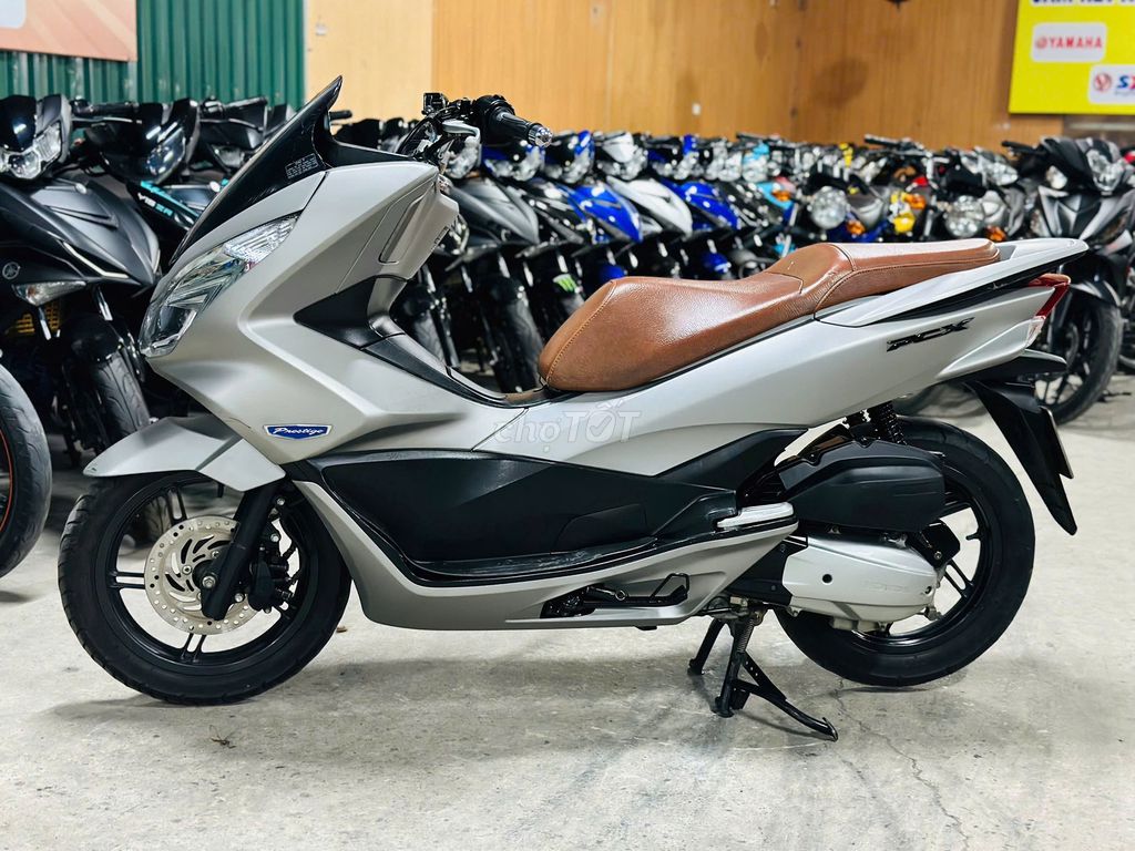 XE MÁYTHANH TÙNG_PCX 125 XÁM GHI-CÓ HỖ TRỢ TRẢ GÓP. Mua bán Xe máy tại Quận Nam Từ Liêm Hà Nội được đăng bởi THANH TÙNG hình 2