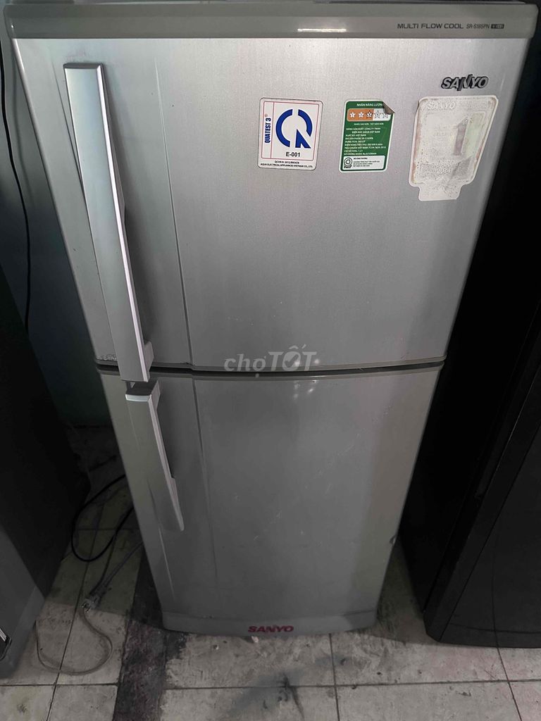 Tủ lạnh Sanyo SR-E185PN Bạc. Mua bán Tủ lạnh tại Quận Liên Chiểu Đà Nẵng được đăng bởi Thanh Bình hình 1