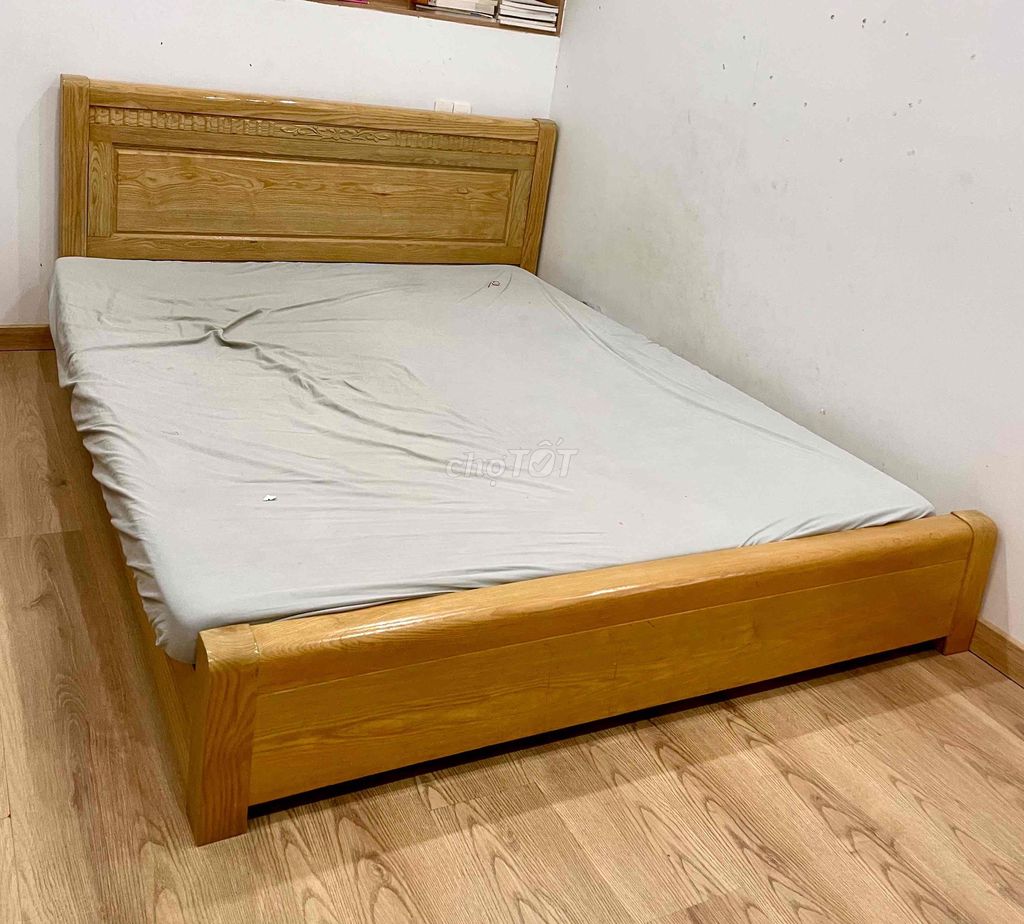 Giường ngủ gỗ sồi 1.6mX2m. Mua bán Giường, chăn ga gối nệm tại Quận Cẩm Lệ Đà Nẵng được đăng bởi Hoàng Đăng hình 1