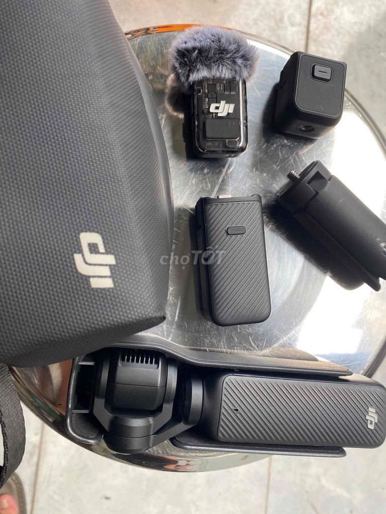 Pocket 3 combo còn bảo hành. Mua bán Máy ảnh, Máy quay tại Quận Bình Tân Tp Hồ Chí Minh được đăng bởi Hoàng Hà hình 1