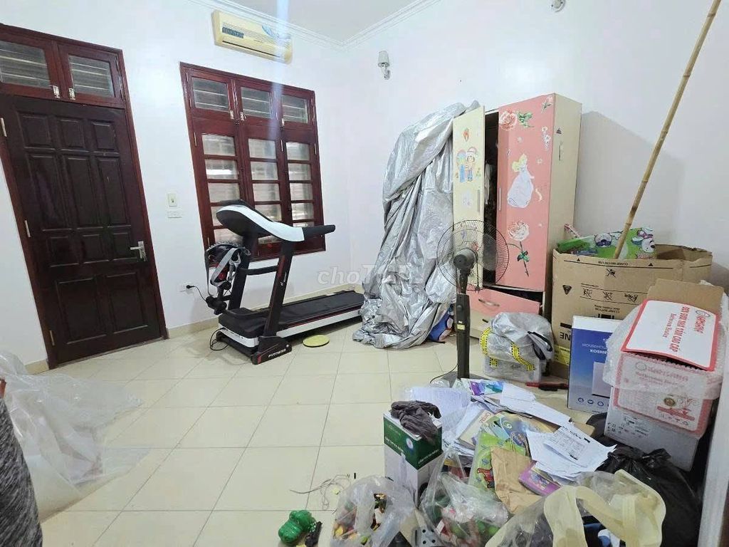 Дом 5 этажей, 65м2, ул. Ву Суан Тхиеу, Лонгбьен, под бизнес