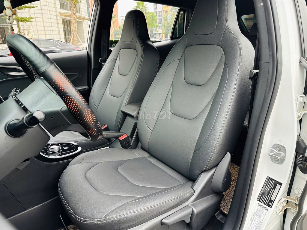 VinFast VF e34 2025 Trắng. Mua bán Ô tô tại Quận Bắc Từ Liêm Hà Nội được đăng bởi Nguyễn Văn Hoàng hình 8