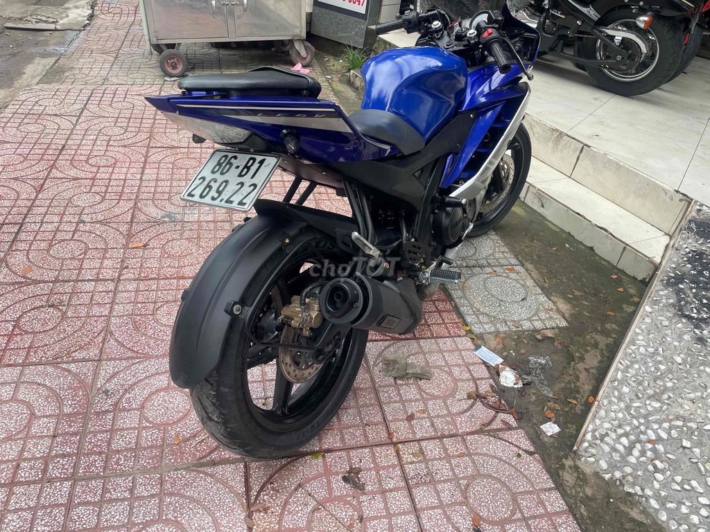 Yamaha R15V2 2015 máy zin biển số 86. Mua bán Xe máy tại Huyện Bình Chánh Tp Hồ Chí Minh được đăng bởi Phong Vũ hình 2