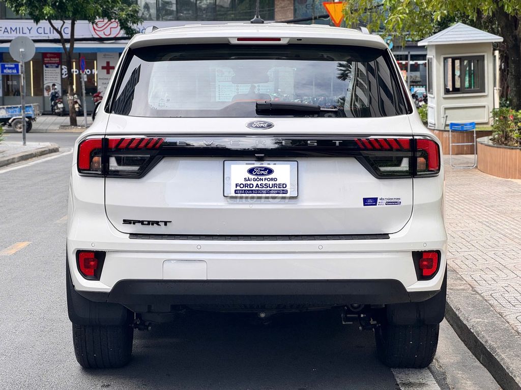 Everest Sport 2025 - Odo 660km - Zin đến 99.9%. Mua bán Ô tô tại Thành phố Thuận An Bình Dương được đăng bởi Phổ Quang Ford Assured hình 4