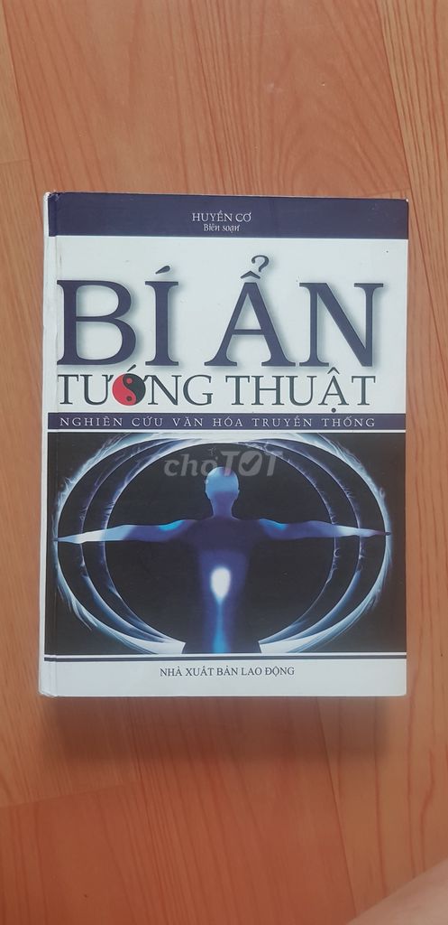 Tướng thuật - sách hiếm