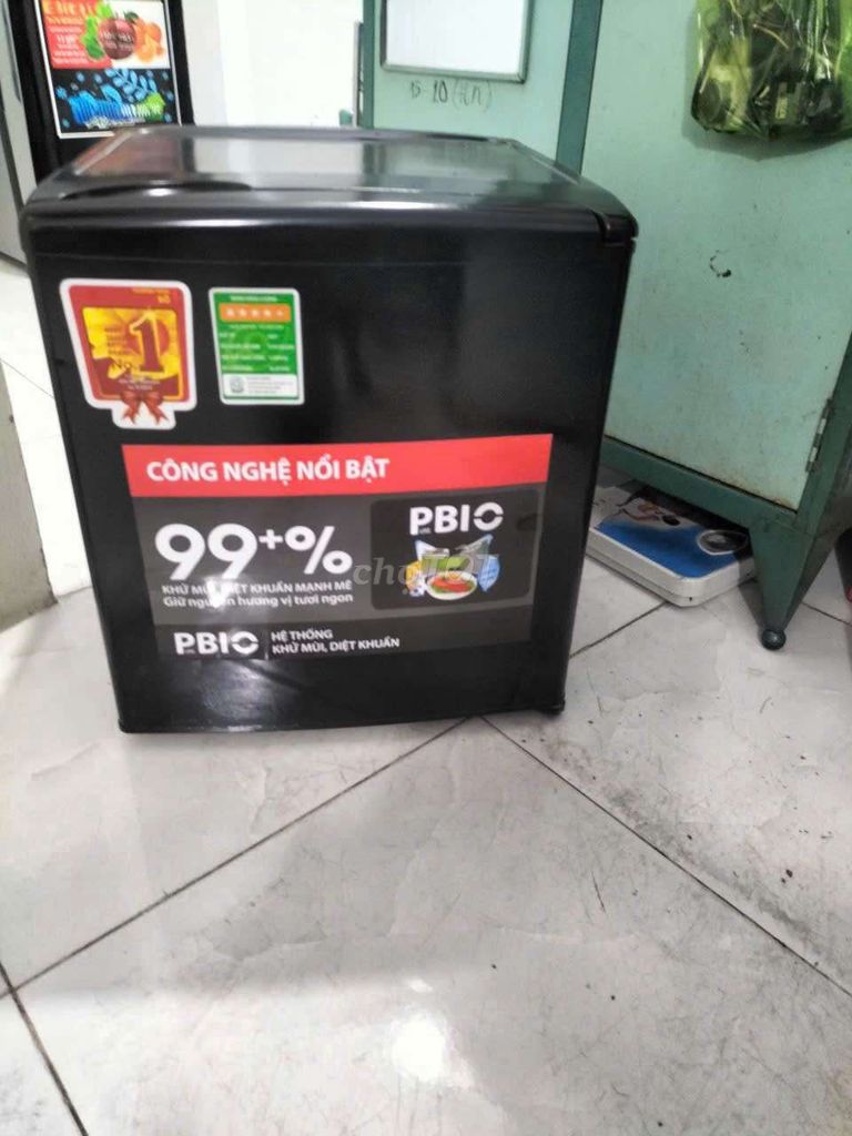Tủ lạnh mini 50 lít Đen tiết kiệm điện. Mua bán Tủ lạnh tại Quận 12 Tp Hồ Chí Minh được đăng bởi Gia Huy hình 1