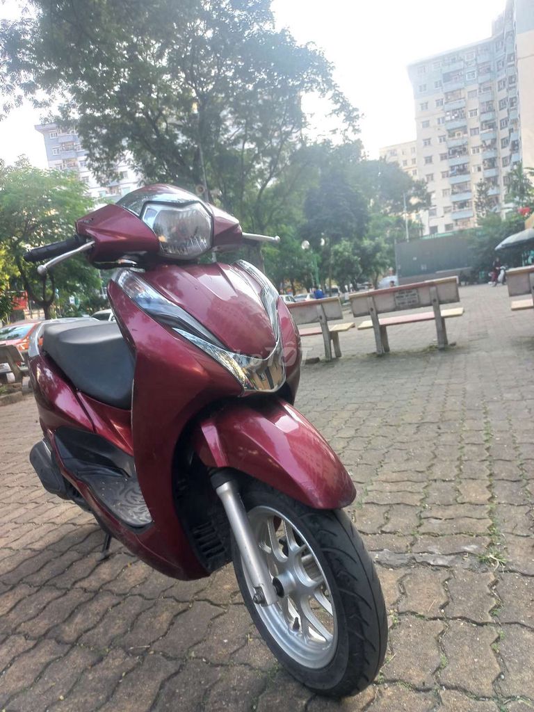 Honda Lead 2021 màu đỏ, xe đẹp, cốp rộng, mới 90%. Mua bán Xe máy tại Quận Hoàng Mai Hà Nội được đăng bởi BÙI THỊ NHUNG hình 1