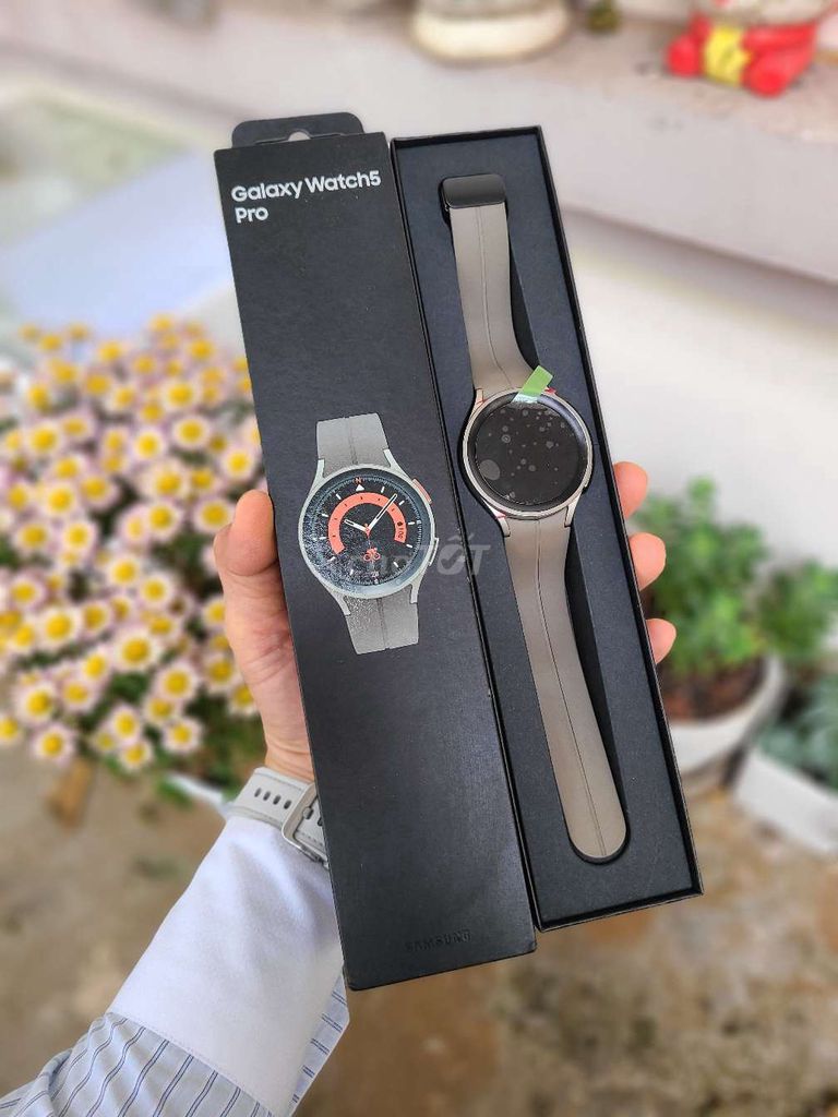 Samsung Galaxy Watch5 Pro Xám. Mua bán Thiết bị đeo thông minh tại Thành phố Vĩnh Long Vĩnh Long được đăng bởi HUYNH SOC hình 1