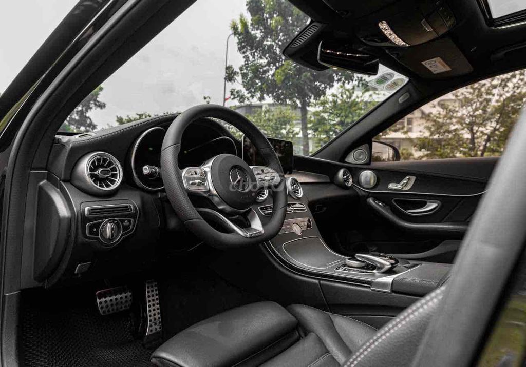 C300_AMG model 2020 màu đen siêu ngầu siêu đẹp. Mua bán Ô tô tại Quận 7 Tp Hồ Chí Minh được đăng bởi Dương Phương hình 16